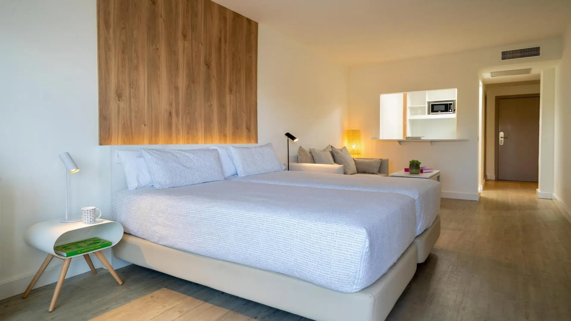 Innside By Melia Wave Calvia Magaluf Szálloda